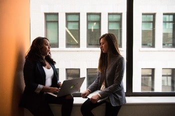 Two colleagues chatting